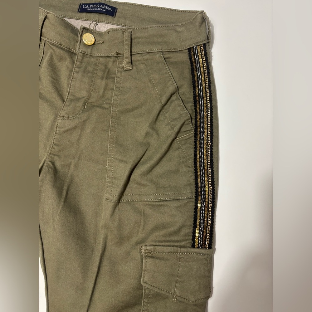 US Polo Green Cargo Pants with Black, Golden and Silver Stripes. Size 4. - Picture 2 of 8